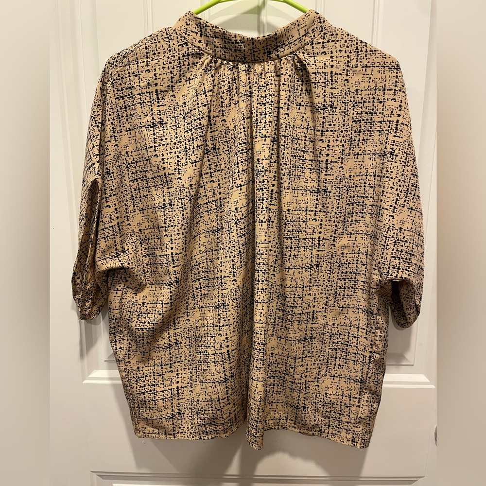 Shein Black and Tan Patterned Top with cute bow accent in back